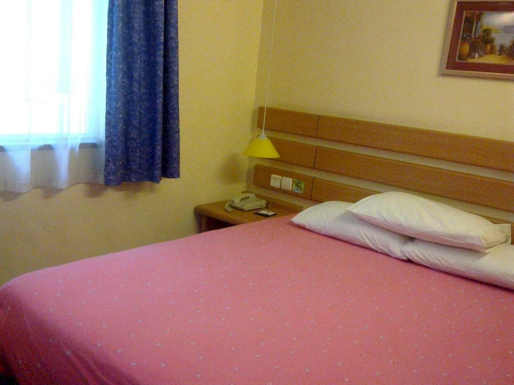 Home Inn Guangzhou Guangdong University Of Foreign Studies Baiyun Avenue Kültér fotó
