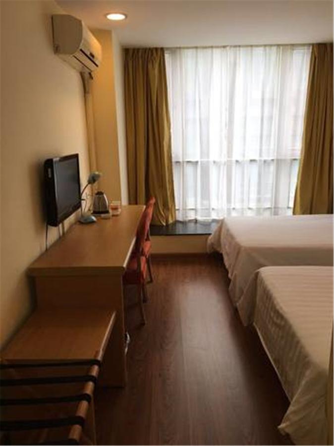 Home Inn Guangzhou Guangdong University Of Foreign Studies Baiyun Avenue Kültér fotó